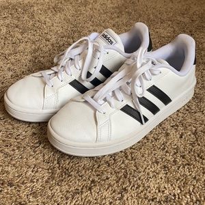 Adidas grand court sneakers